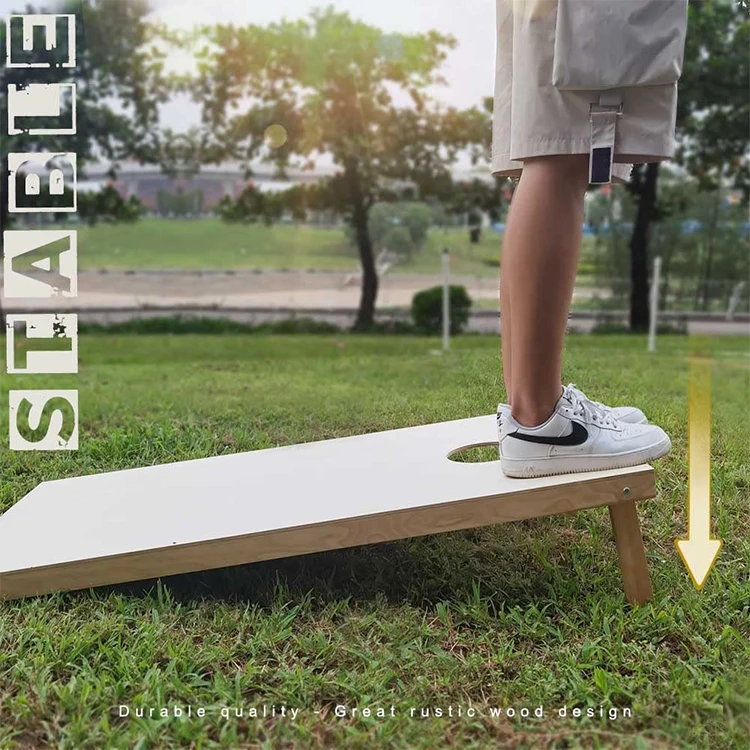 Zestaw zawiera 8 woreczków do  – Cornhole Board Set recenzja i cena
